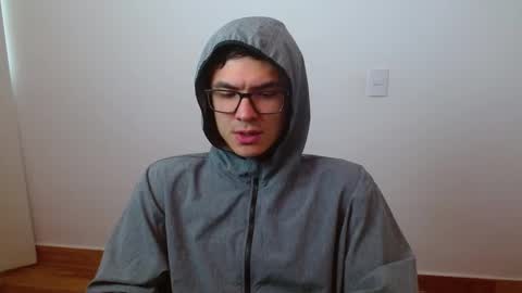 taurus4k online show from March 1, 9:26 pm