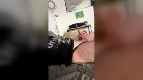 tbdboy_paris online show from March 30, 12:06 pm