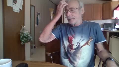 Snapshot of teak4u chatting on October 5, 3:27 pm Teak online show from October 5, 3:27 pm