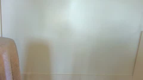 Teaser online show from April 16, 2:22 am