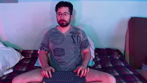 Snapshot of teddy_foster chatting on October 27, 12:51 pm teddy_foster online show from October 27, 12:51 pm