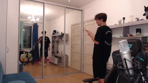 Teddy online show from December 13, 3:11 pm