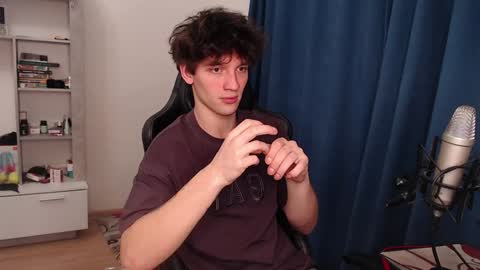 Teddy online show from December 28, 7:11 pm