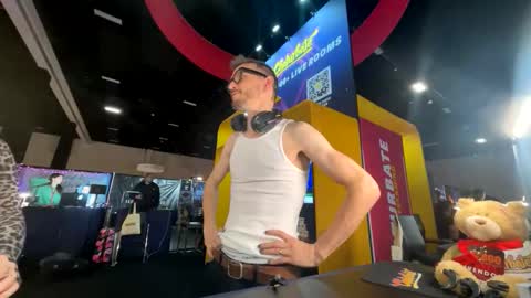 Ty online show from November 8, 12:25 am