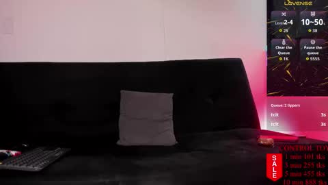 Teo Ferrer online show from February 13, 8:47 pm