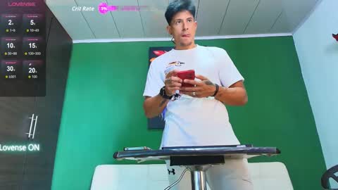 teoyes_ online show from October 1, 6:56 pm