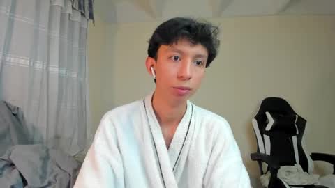 Snapshot of teroship_boy chatting on January 17, 3:55 am Juanfe  online show from January 17, 3:55 am