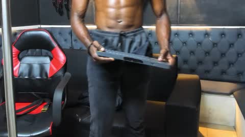 terranze_z online show from December 13, 7:53 pm