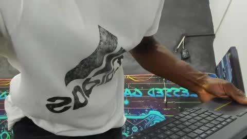 terranze_z online show from April 8, 10:25 am