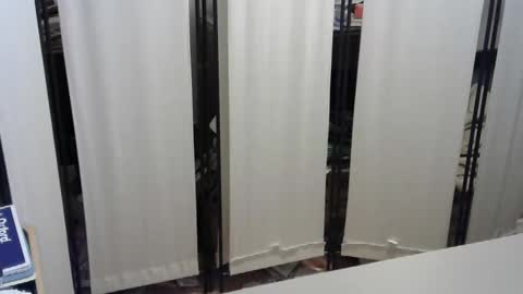 Test the Chat online show from April 21, 4:40 am