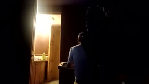 texasboy000001 online show from March 24, 5:12 am