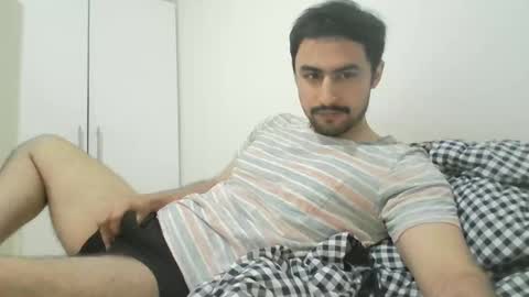 ThaiGuy online show from April 1, 9:00 am