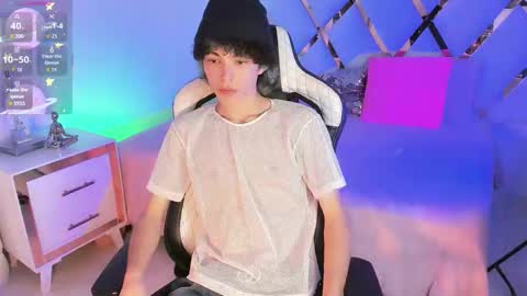 thanier_18 online show from March 4, 8:05 pm