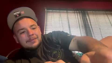 Snapshot of thatguymichael93 chatting on September 26, 7:11 pm thatguymichael93 online show from September 26, 7:11 pm