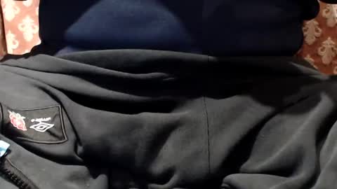 Snapshot of the1pocketrocket chatting on December 7, 9:11 pm the1pocketrocket online show from December 7, 9:11 pm