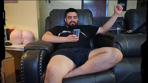 Snapshot of the_alpha_dog_xxx chatting on September 9, 9:03 pm the_alpha_dog_xxx online show from September 9, 9:03 pm