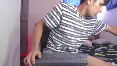 Danny online show from December 30, 8:04 pm