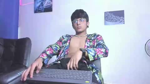 Danny online show from January 20, 11:32 pm