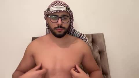 thearabboy98 online show from January 23, 10:01 pm