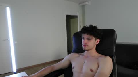Thebrad H online show from June 10, 5:02 pm