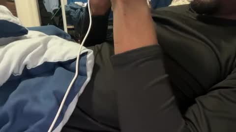 theeshooterr online show from February 10, 12:19 am