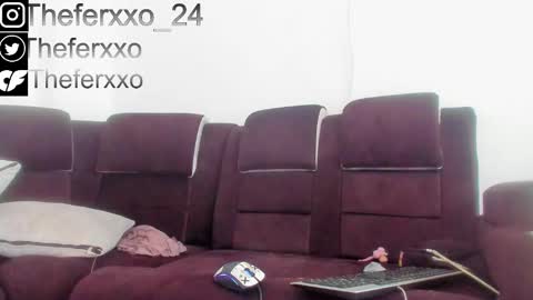 independent Model online show from February 25, 7:04 pm