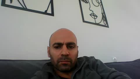 Snapshot of thegame323 chatting on February 13, 10:34 am thegame323 online show from February 13, 10:34 am