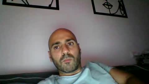 Snapshot of thegame323 chatting on October 29, 8:01 pm thegame323 online show from October 29, 8:01 pm