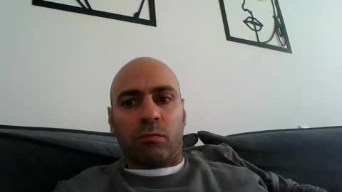 Snapshot of thegame323 chatting on March 1, 10:55 am thegame323 online show from March 1, 10:55 am