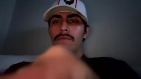 theglorious2002 online show from November 29, 2:19 pm