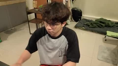 Green online show from April 13, 9:43 am