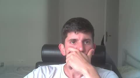 thehamlaaa online show from May 16, 10:36 am