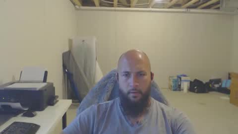 Snapshot of thehawaiian93 chatting on October 27, 2:52 pm thehawaiian93 online show from October 27, 2:52 pm