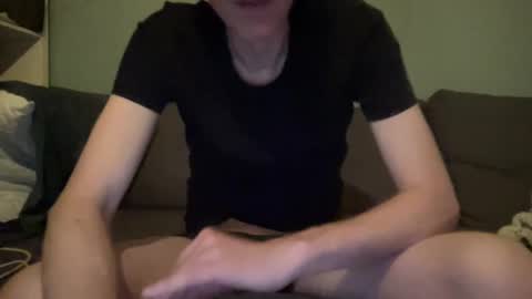 Snapshot of themelvin656 chatting on December 29, 11:29 pm themelvin656 online show from December 29, 11:29 pm