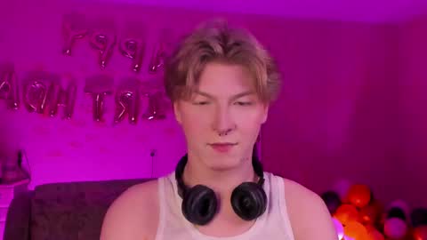 Sever online show from February 19, 5:16 pm