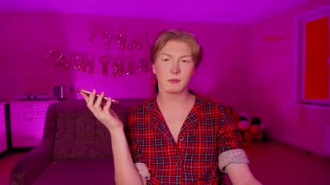 Sever online show from March 4, 6:29 pm