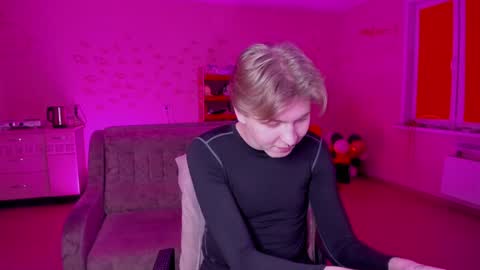 Sever online show from February 4, 5:23 pm