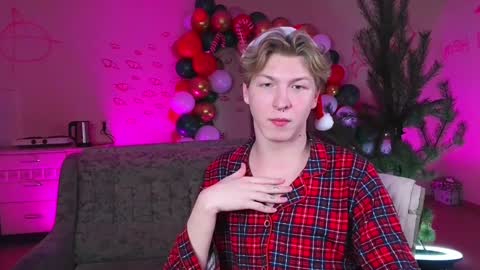 Sever online show from December 31, 5:07 pm