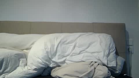 Snapshot of themikka1234 chatting on January 6, 2:03 pm themikka1234 online show from January 6, 2:03 pm