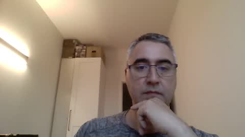 Themohican online show from April 8, 6:16 pm