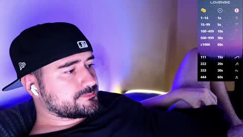 Snapshot of theoravi chatting on January 23, 2:55 am Theo Ravi online show from January 23, 2:55 am