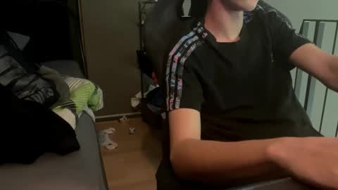 theothede19cm online show from October 28, 1:46 pm