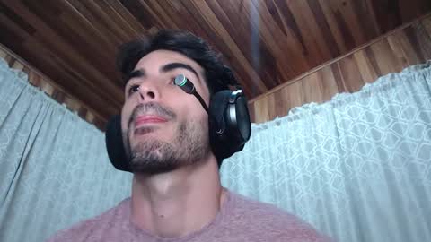 Santiago Enrique online show from December 23, 7:17 am