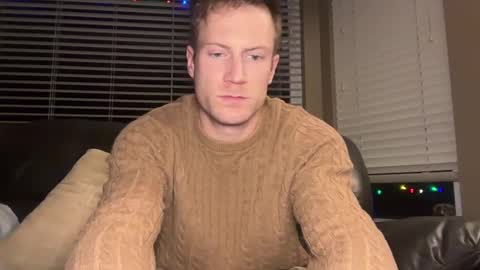 Snapshot of therealveggieboy chatting on December 20, 6:19 am Pookie online show from December 20, 6:19 am