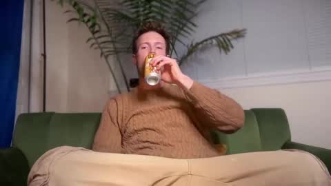 Snapshot of therealveggieboy chatting on September 27, 3:15 am Pookie online show from September 27, 3:15 am