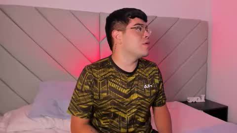 thiago_occonor online show from November 12, 2:17 am