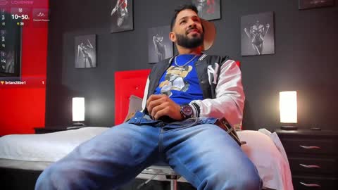 Thia Gomez online show from December 30, 12:42 pm