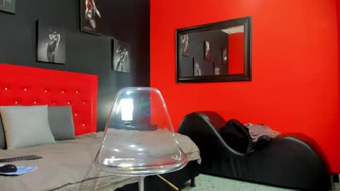 Thia Gomez online show from September 23, 12:04 pm