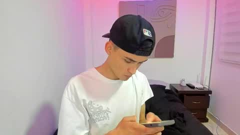 Thiago Wells online show from March 12, 3:02 am