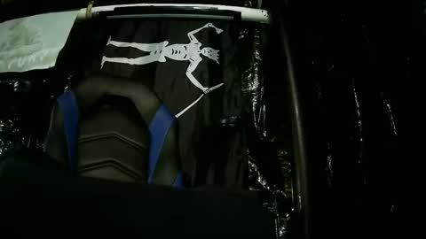 Snapshot of thickcock37 chatting on October 29, 3:48 pm Thickcock37 online show from October 29, 3:48 pm